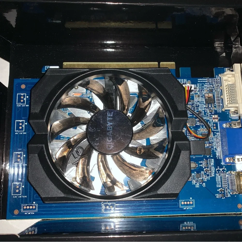 Gigabyte GeForce GT 730 2GB 64-bit DDR3, GV-N730D3-2GI REV3.0 Graphic Cards